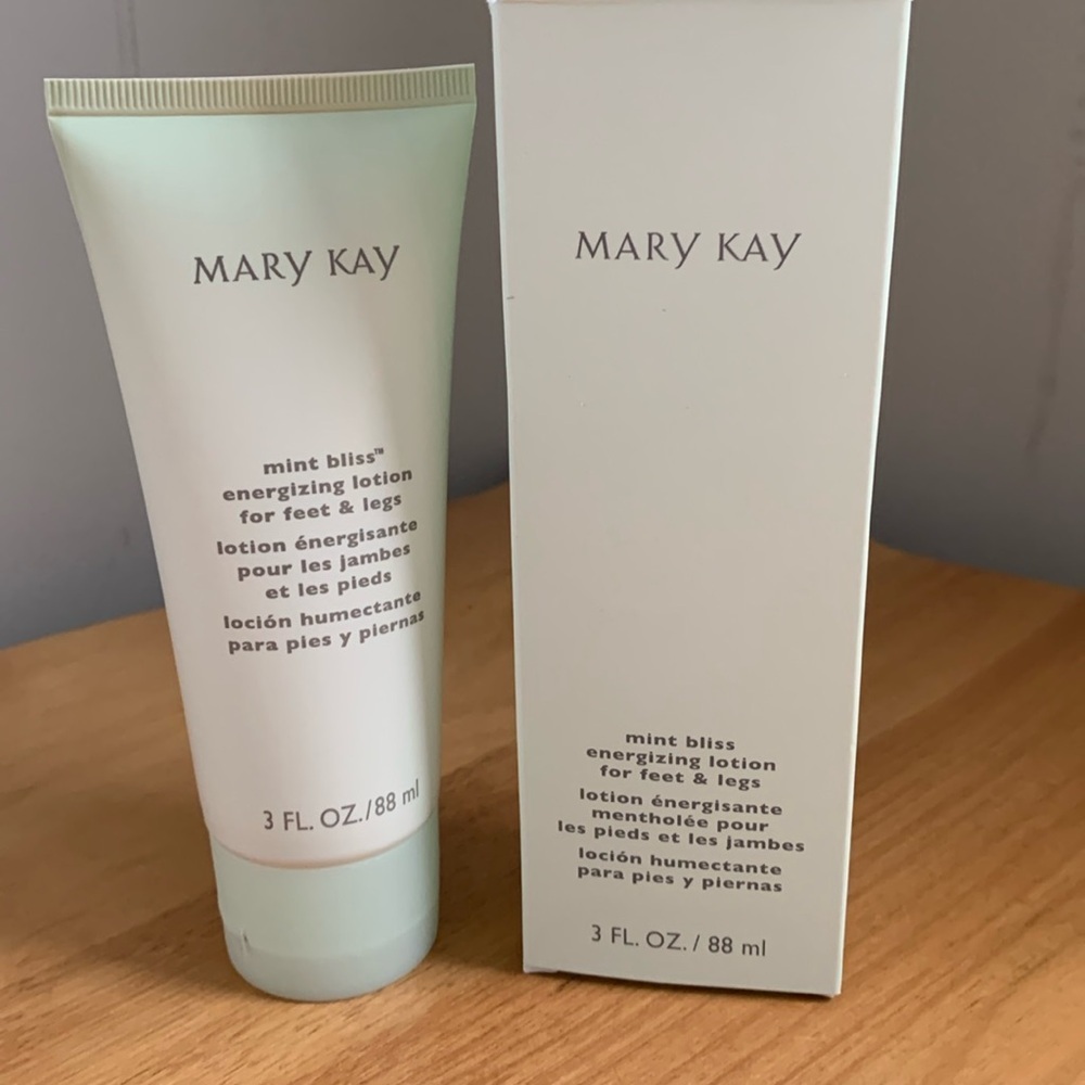 Mary Kay Mint Bliss™ Energizing Lotion for Feet & Legs Mint Bliss NIB